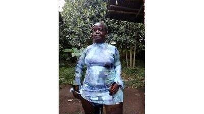 holygrail001 public webcam profile photo 9