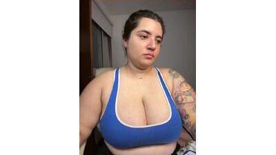 horny_roomiess public webcam profile photo 5
