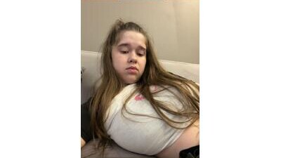 hornygirlh public webcam profile photo 9