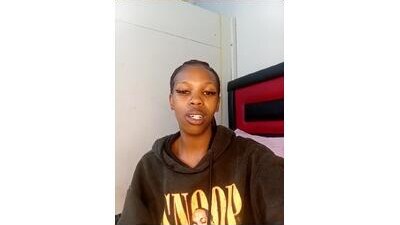 HornySnowie public webcam profile photo 6