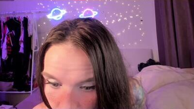HottieEVER public webcam profile photo 6