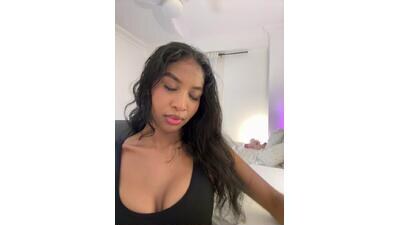 iamcrystal2 public webcam profile photo 8