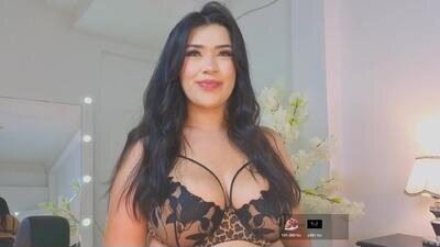 innavolkova public webcam profile photo 2