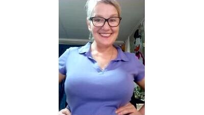 irinamaux public webcam profile photo 8
