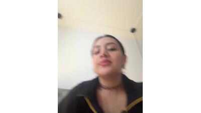 Isa_1207 public webcam profile photo 3