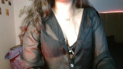 isha_here public webcam profile photo 10