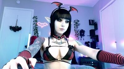ivey_strigoi public webcam profile photo 4