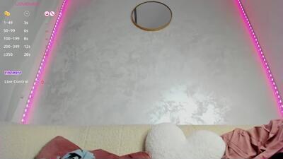 ivytease_ public webcam profile photo 6