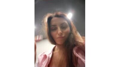 izabella_bella public webcam profile photo 6