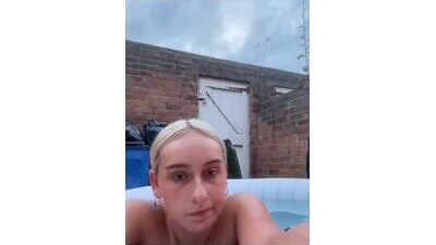jade_xxxx public webcam profile photo 9