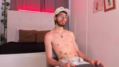 jason_23__ public webcam profile photo 8