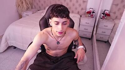 jhoanleandro public webcam profile photo 2