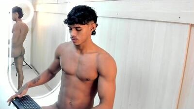 joao_da_silva19 public webcam profile photo 10