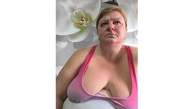 jusichka public webcam profile photo 9