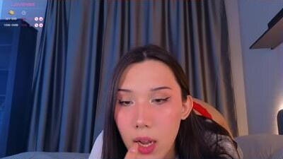 Kaia_Sunshine_Mia public webcam profile photo 5