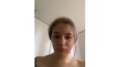 karla-thomsom10 public webcam profile photo 2