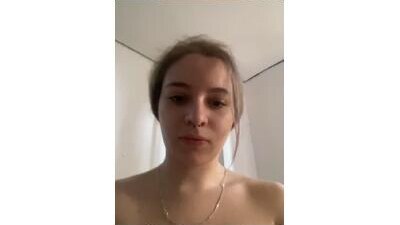 karla-thomsom10 public webcam profile photo 7