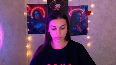 karolinarosse_ public webcam profile photo 3