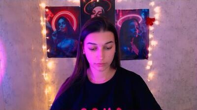 karolinarosse_ public webcam profile photo 5