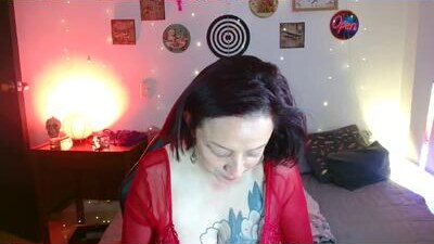 Katicalatinmilf public webcam profile photo 9