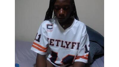 khakiline public webcam profile photo 3