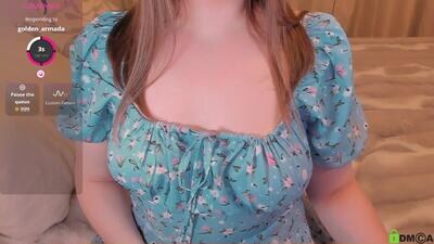 kira_lm public webcam profile photo 4
