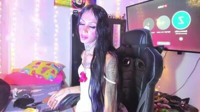 kissingdevil public webcam profile photo 8