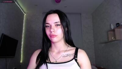 kseni_a public webcam profile photo 8