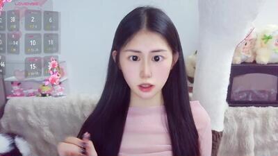 Labubu-o public webcam profile photo 2