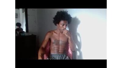 Larry-n-clouds public webcam profile photo 5