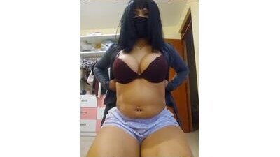Latin_summer public webcam profile photo 7