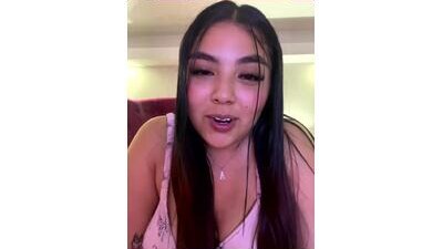 laurencurvy public webcam profile photo 5