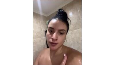Lena-Williamss public webcam profile photo 5