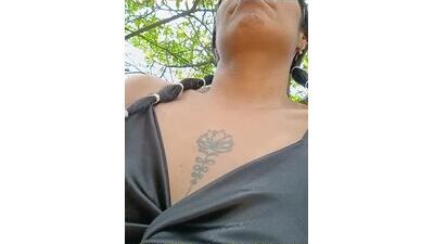 leslly_ public webcam profile photo 5