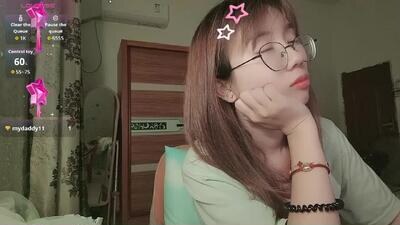 lili_666 public webcam profile photo 3
