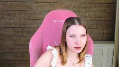 lililinn public webcam profile photo 6