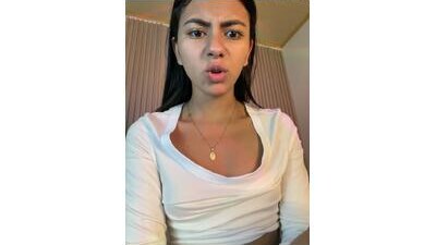 Lilybeeth public webcam profile photo 9