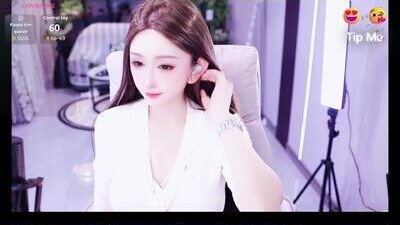 Liora- public webcam profile photo 9