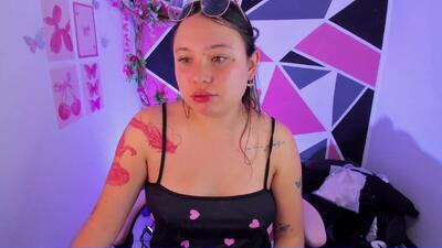 little_emma0 public webcam profile photo 4