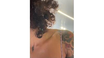lizstorm_ public webcam profile photo 6