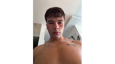 logan_smith1 public webcam profile photo 4
