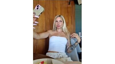 luna_veil public webcam profile photo 6