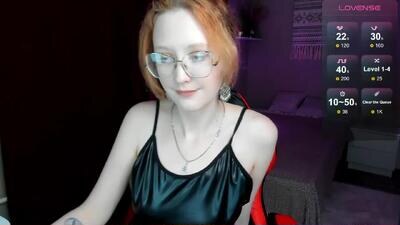 lunaterry public webcam profile photo 4