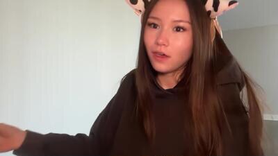 luvvivii public webcam profile photo 4