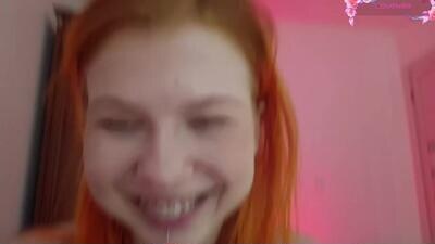 lynethakes public webcam profile photo 4