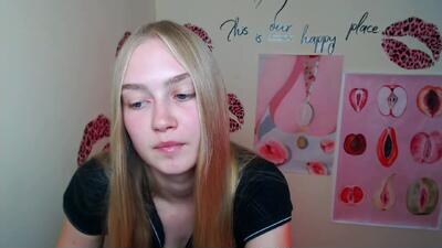 mademoisellecl public webcam profile photo 2