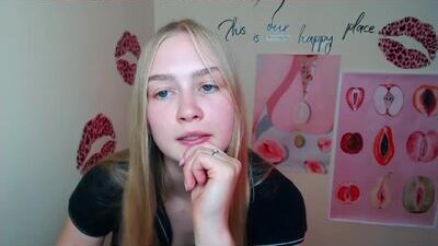 mademoisellecl public webcam profile photo 6
