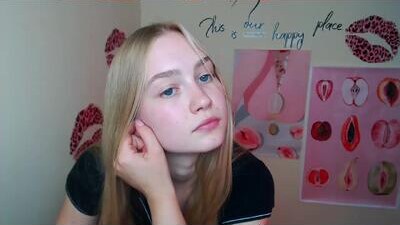 mademoisellecl public webcam profile photo 7