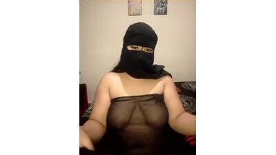 madleen_Mm public webcam profile photo 6