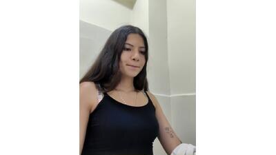 Malia_Maccoll public webcam profile photo 3